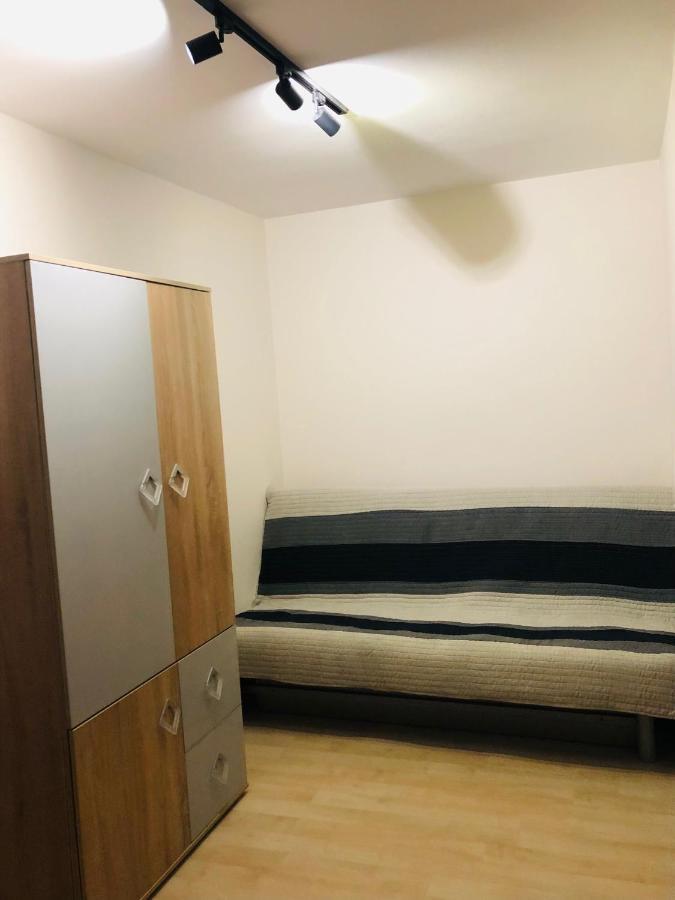 Nice Room, Комната, Pokoj Miedzy Airport Wro A Centrum Wroclaw Dış mekan fotoğraf
