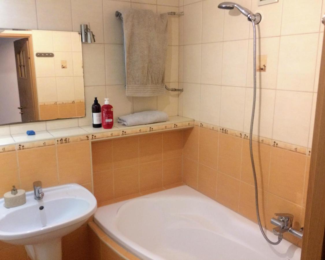 Nice Room, Комната, Pokoj Miedzy Airport Wro A Centrum Wroclaw Dış mekan fotoğraf